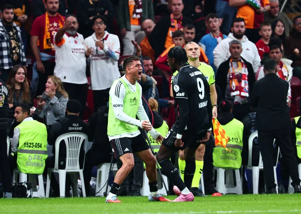 Galatasaray kural ihlali için kararını verdi Galatasaray kural ihlali için kararını verdi