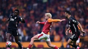 Ndidi, Leicester City’de benzer hatalar yapmış