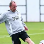 ”Beşiktaş yarışmacı bir takım oluşturamadı.”