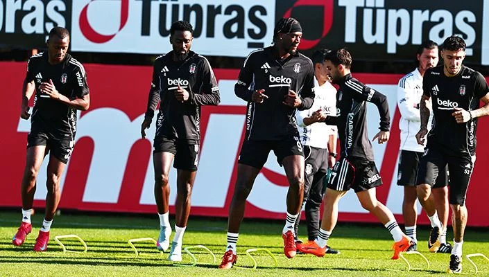 Beşiktaş kondisyon ve taktik çalıştı