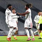 SADECE 3 PUAN GERİSİ YETERSİZ